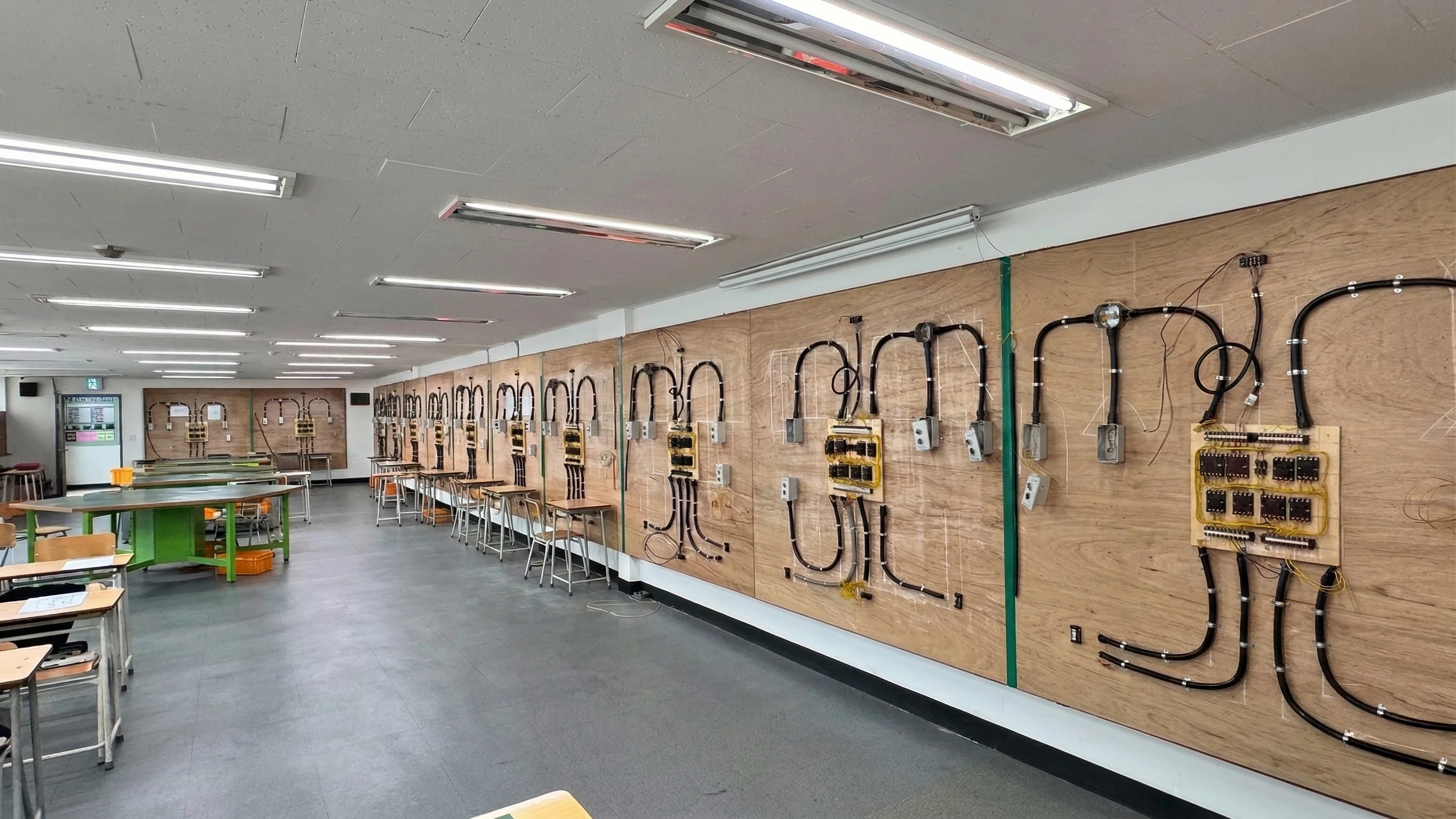 전기내선공사 14실습장